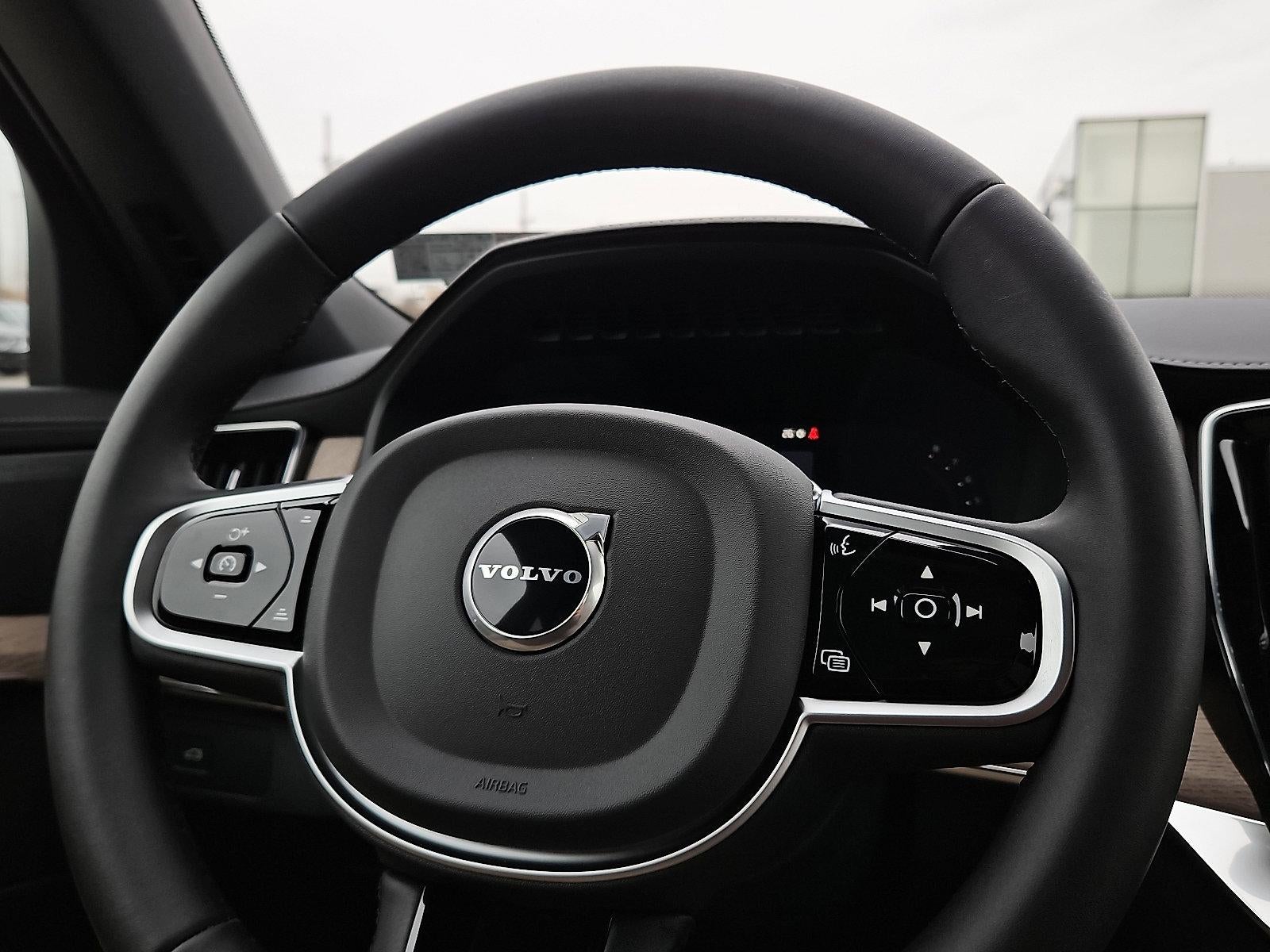 2026 Volvo XC90 B6 AWD Plus 7-Seater