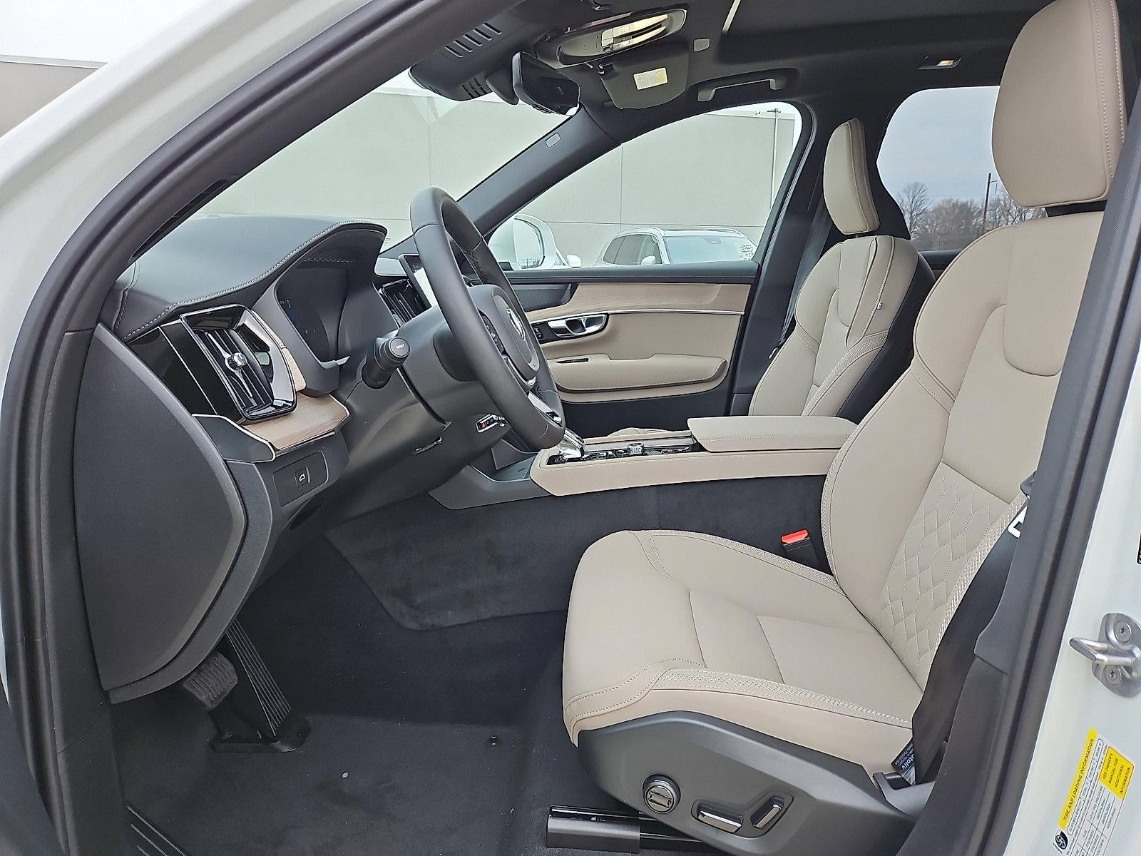 2026 Volvo XC90 B6 AWD Plus 7-Seater