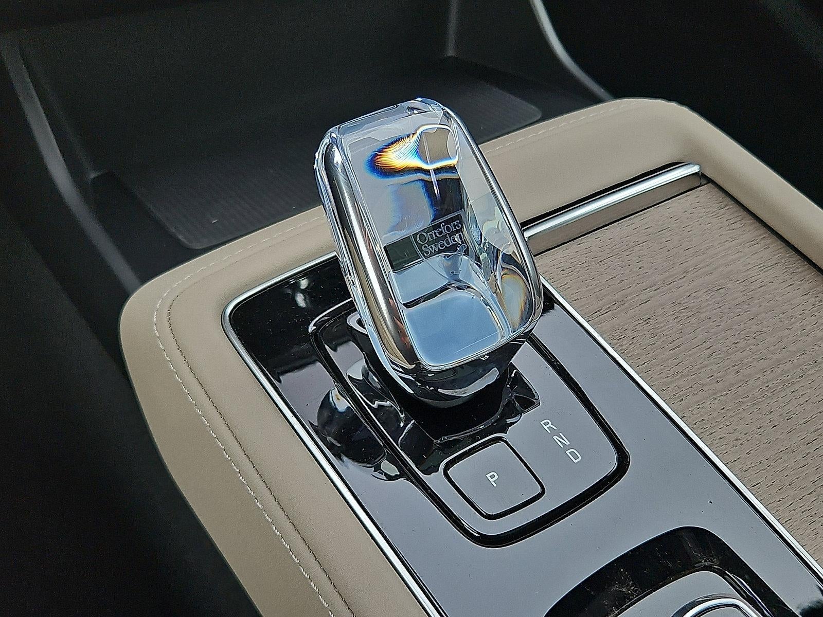 2026 Volvo XC90 B6 AWD Plus 7-Seater