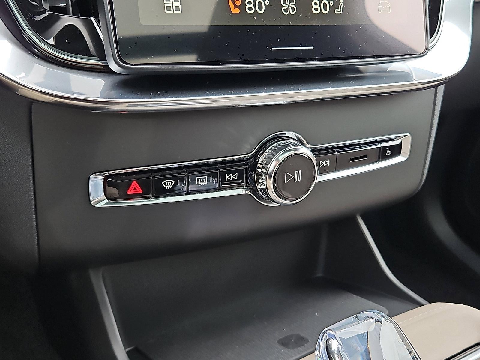 2026 Volvo XC90 B6 AWD Plus 7-Seater