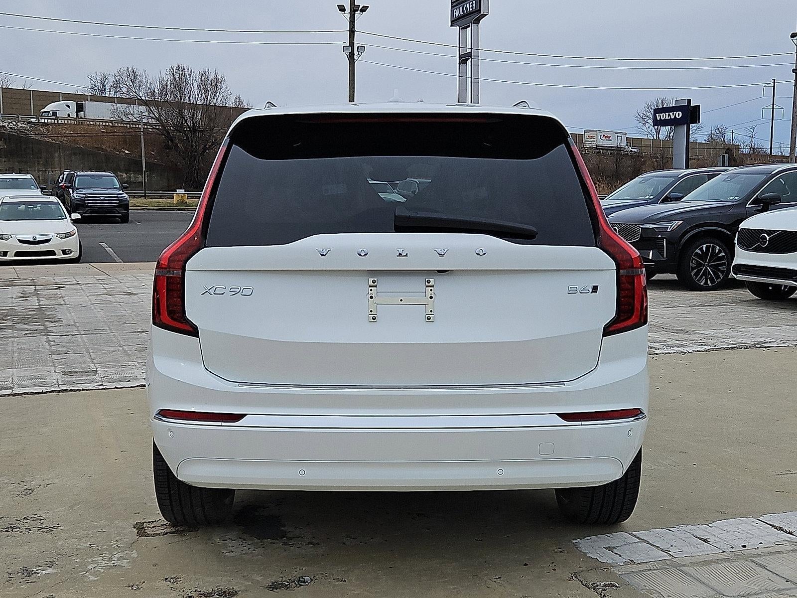2026 Volvo XC90 B6 AWD Plus 7-Seater