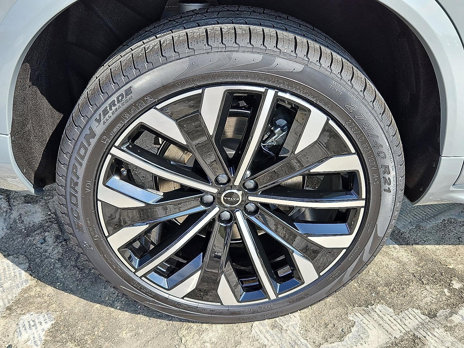 2026 Volvo XC90 B6 AWD Ultra 7-Seater