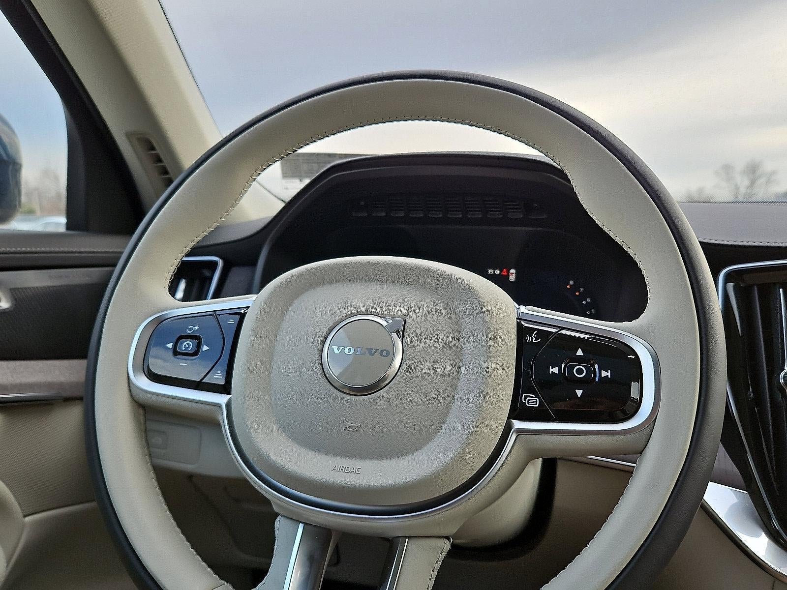 2026 Volvo XC90 B6 AWD Ultra 7-Seater