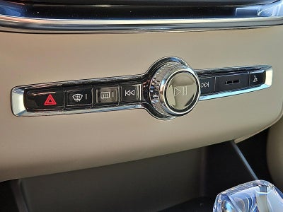 2026 Volvo XC90 B6 AWD Ultra 7-Seater