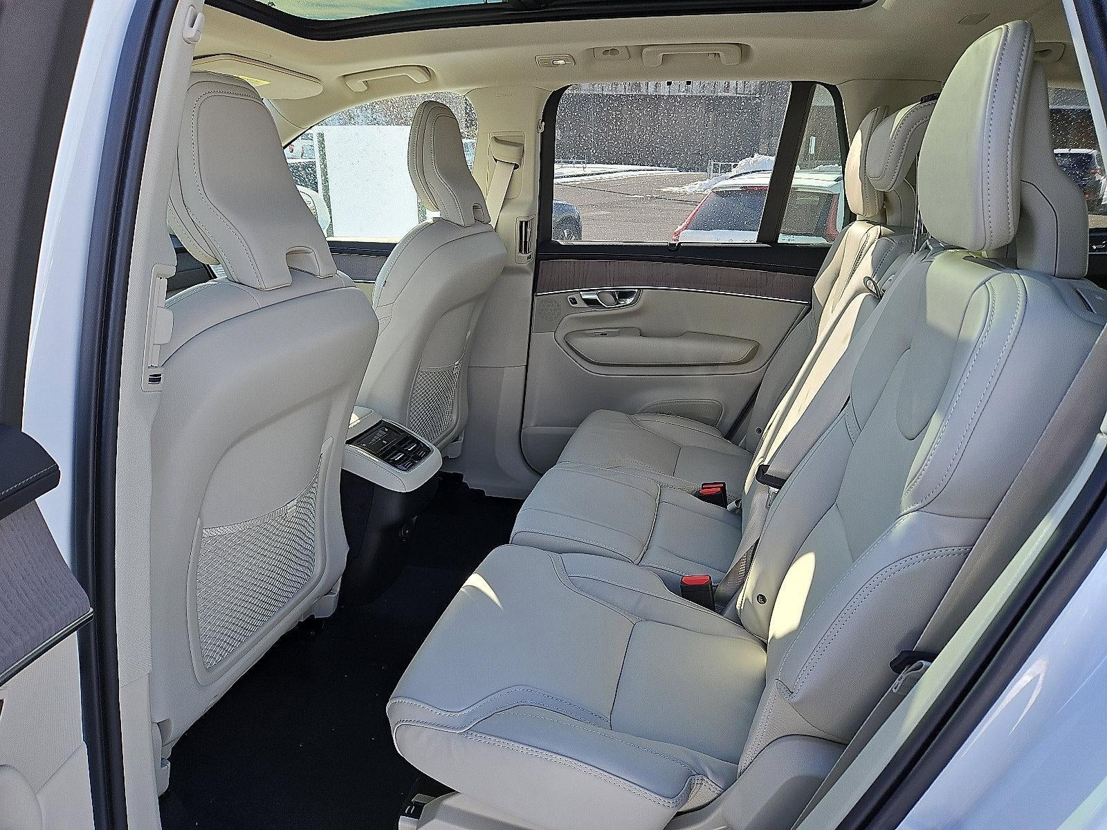 2026 Volvo XC90 B6 AWD Ultra 7-Seater