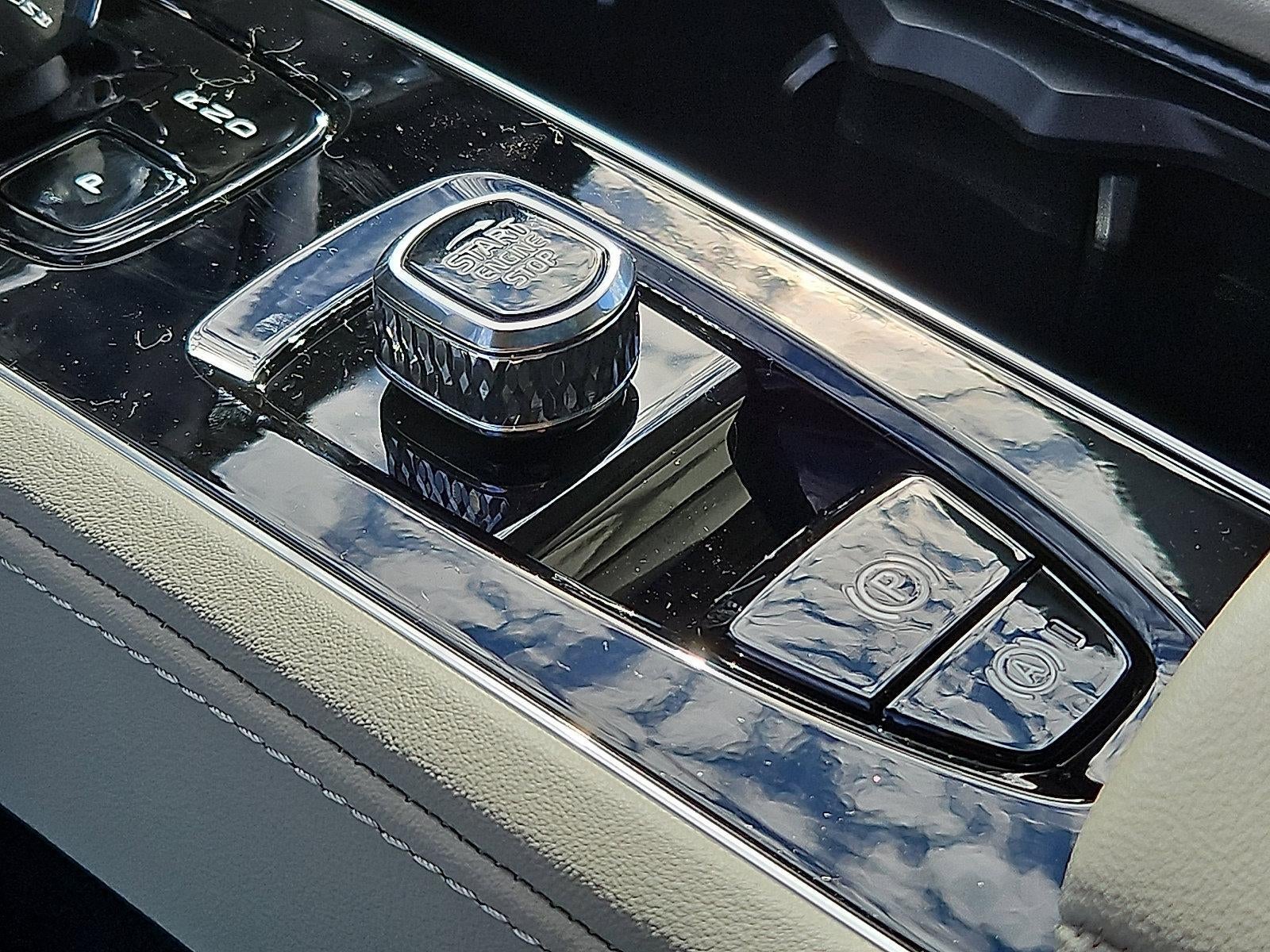 2026 Volvo XC90 B6 AWD Ultra 7-Seater