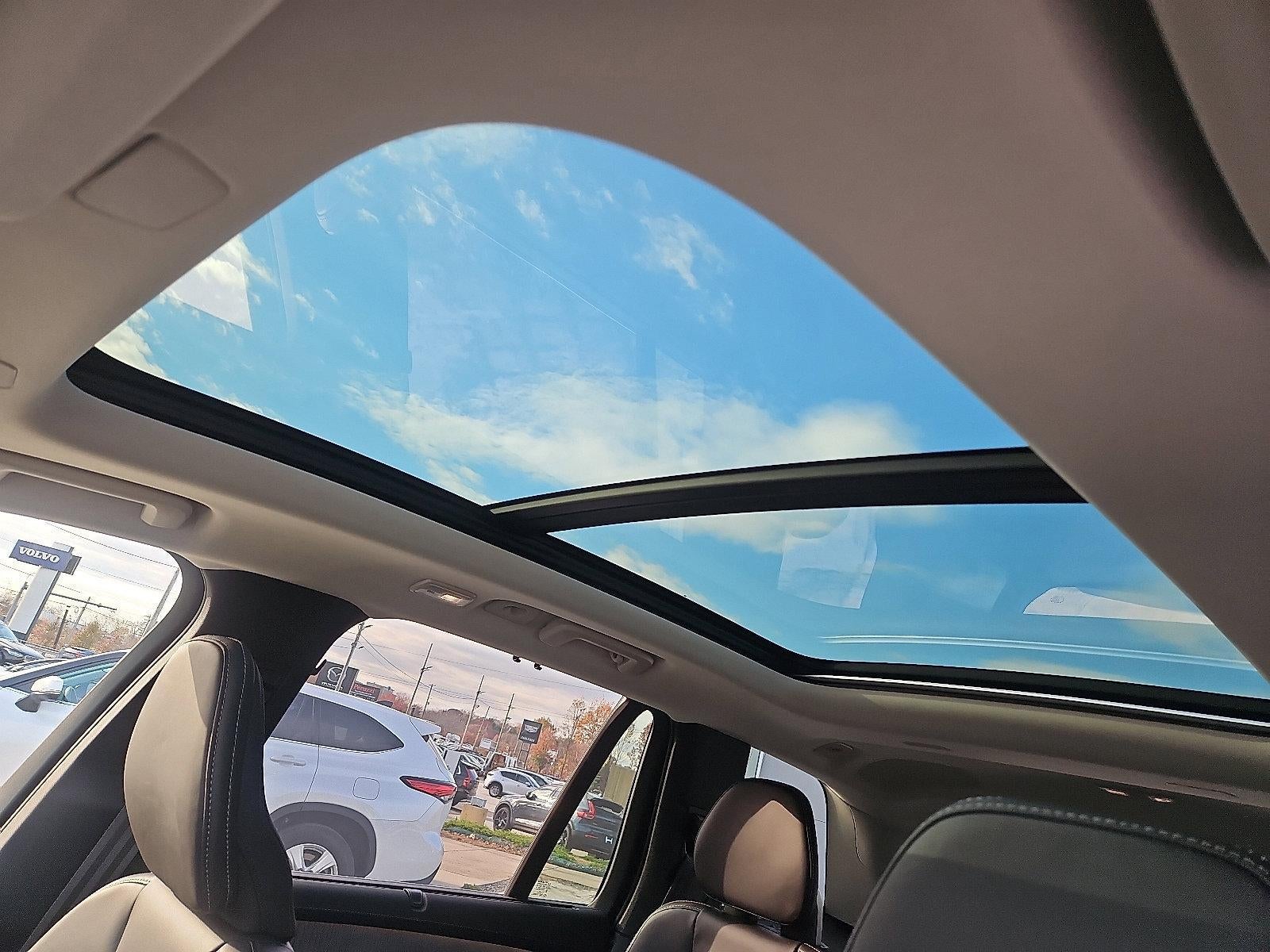 2026 Volvo XC90 B6 AWD Ultra 7-Seater