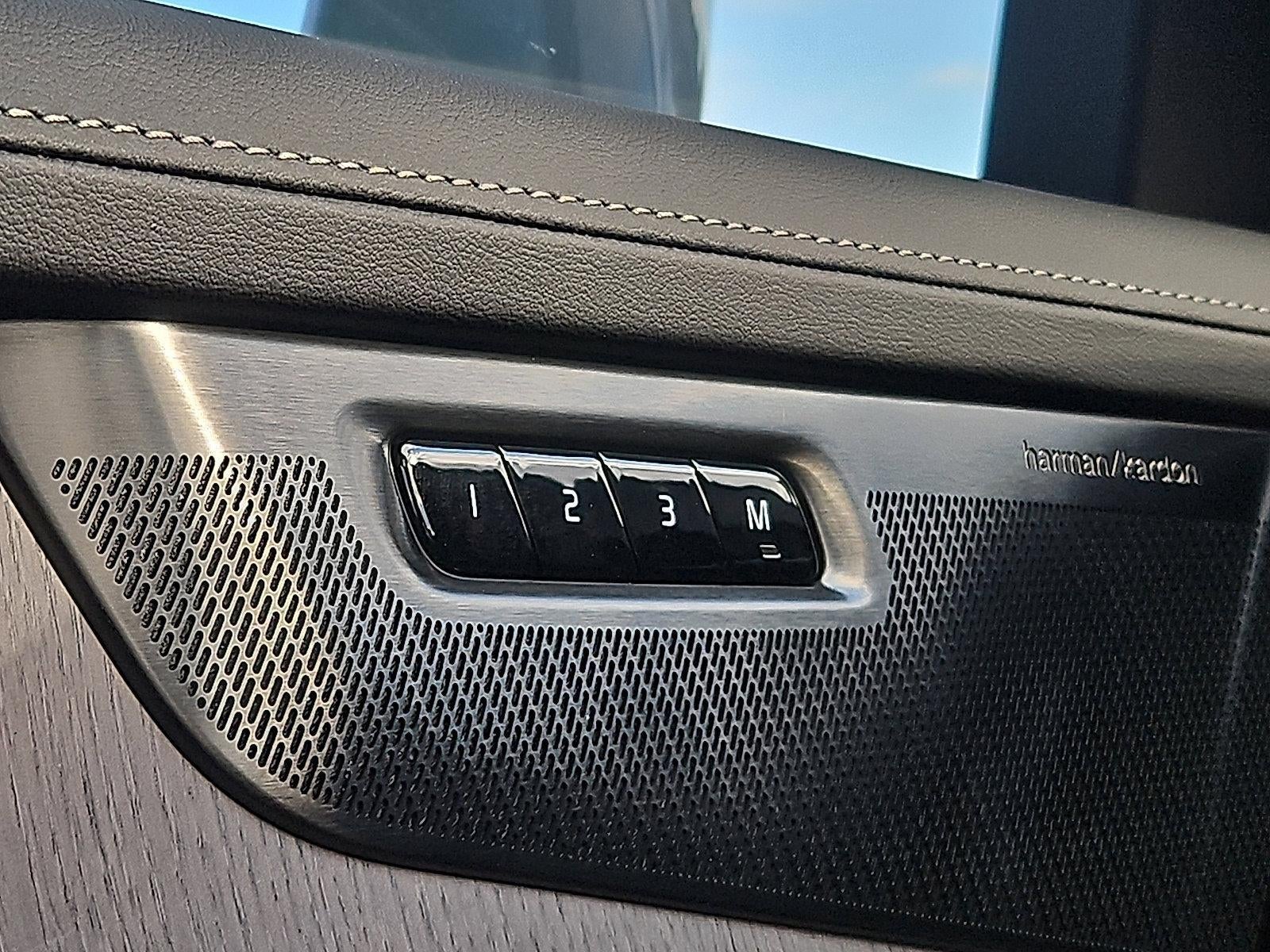 2026 Volvo XC90 B6 AWD Ultra 7-Seater