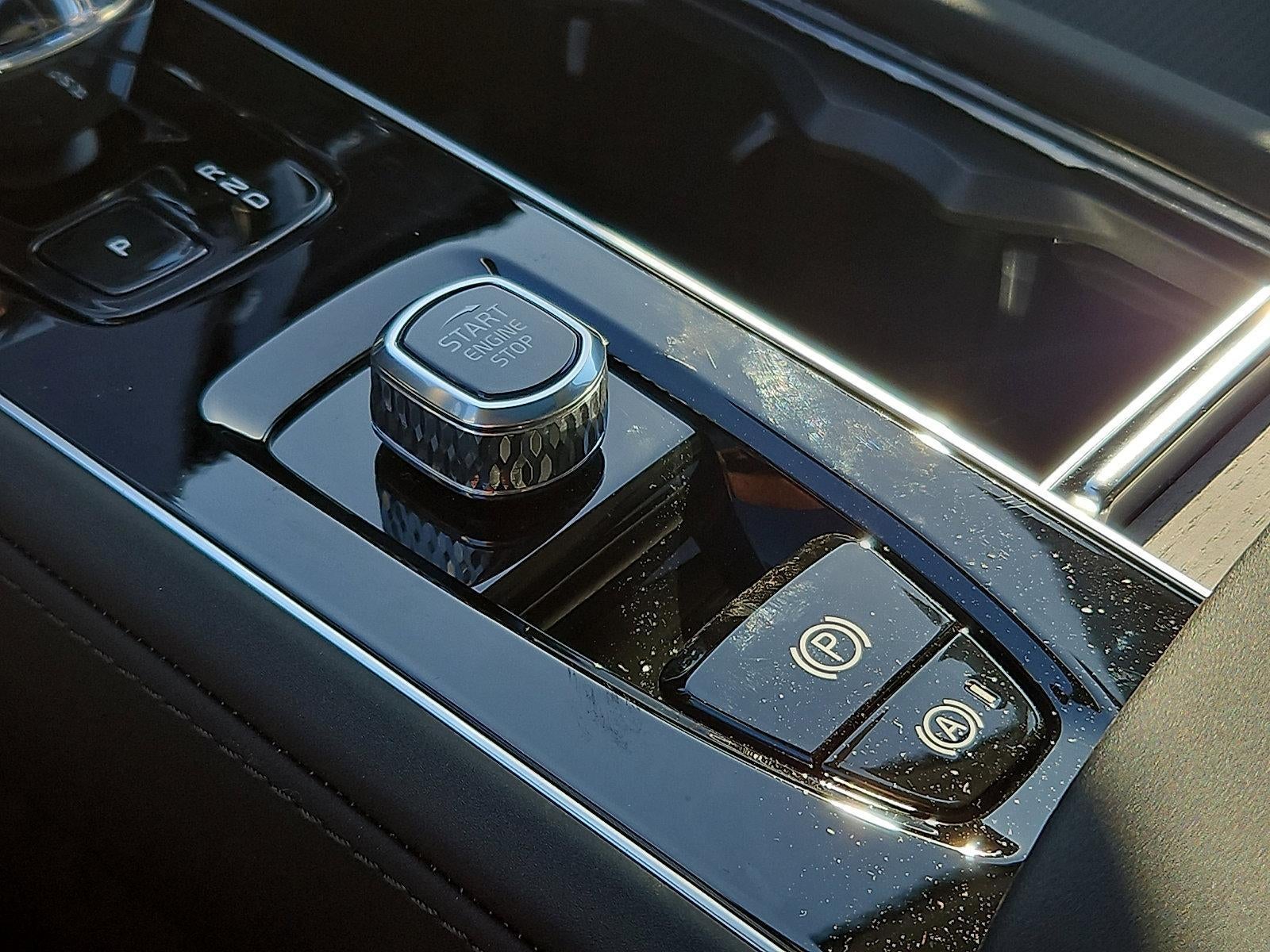 2026 Volvo XC90 B6 AWD Ultra 7-Seater