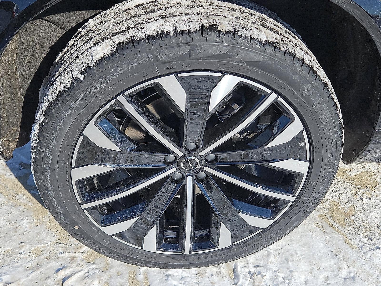 2026 Volvo XC90 B6 AWD Ultra 7-Seater