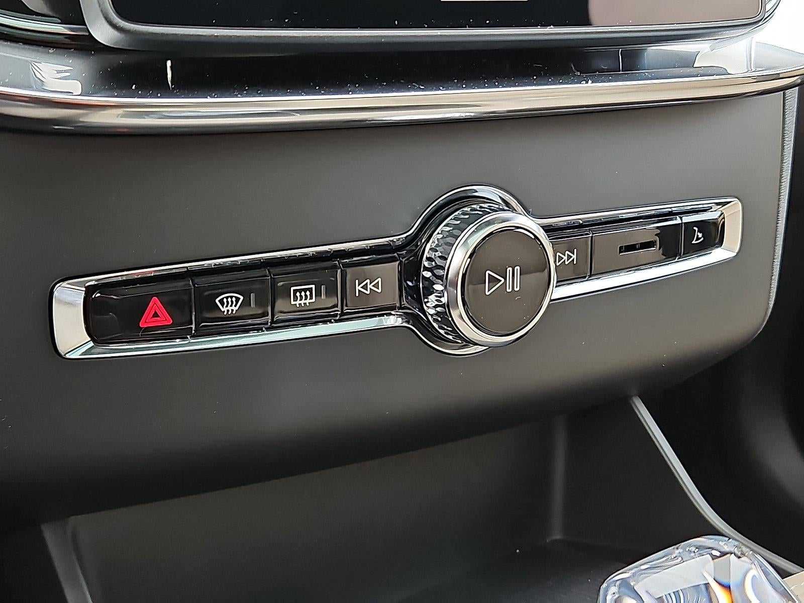 2026 Volvo XC90 B6 AWD Ultra 7-Seater