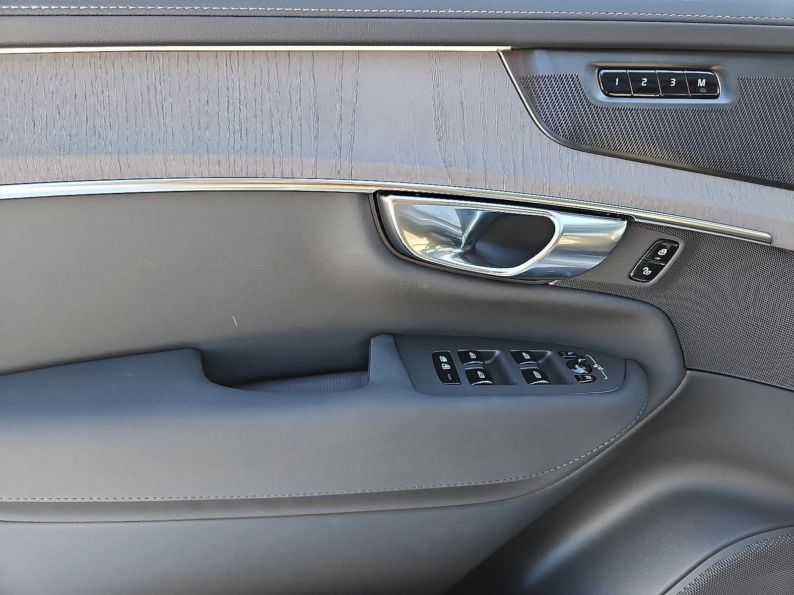 2026 Volvo XC90 B6 AWD Ultra 7-Seater