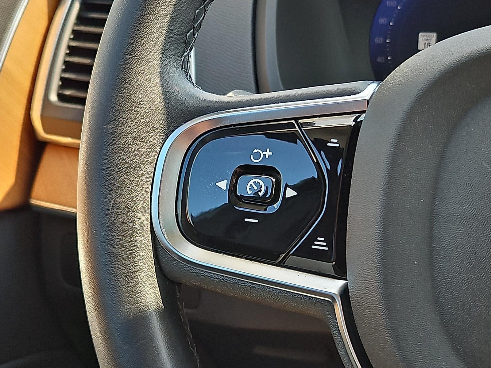 2025 Volvo XC90 B6 AWD Core 7-Seater