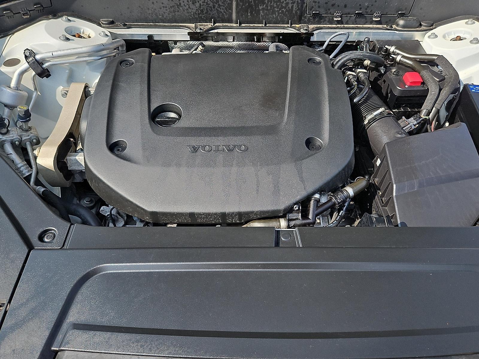 2025 Volvo XC90 B6 AWD Core 7-Seater