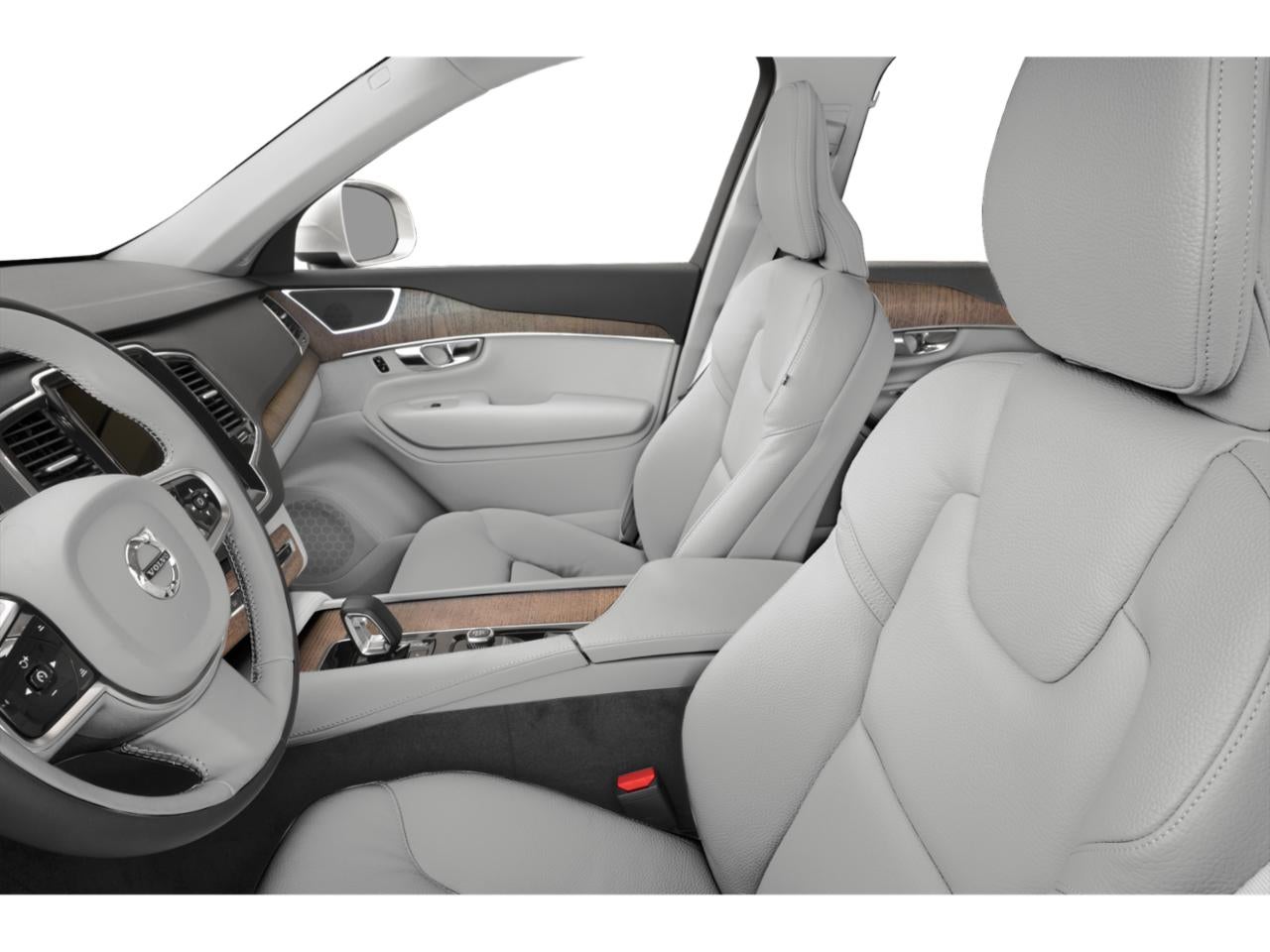 2025 Volvo XC90 B6 AWD Core 7-Seater