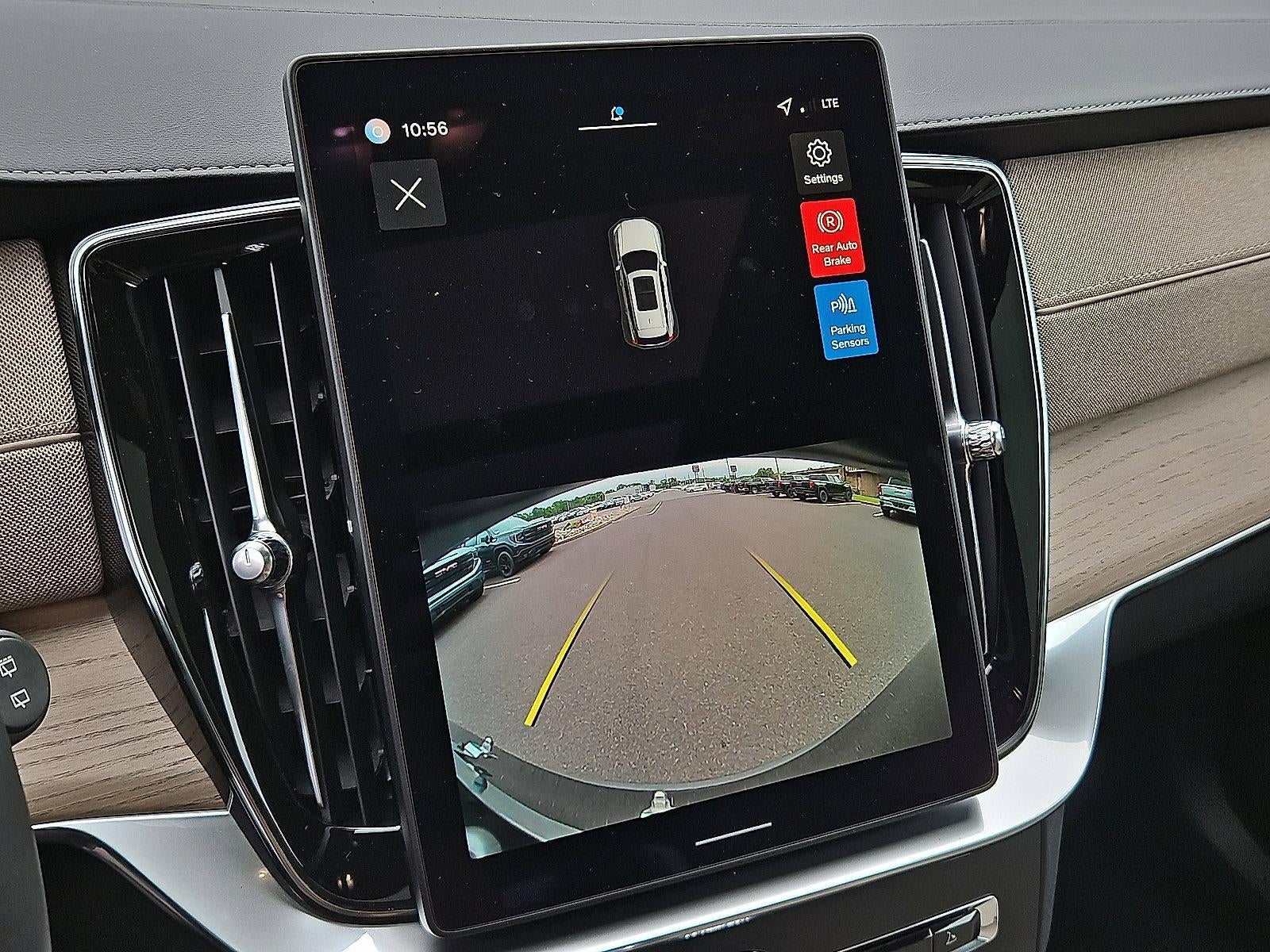 2026 Volvo XC90 B6 AWD Core 7-Seater