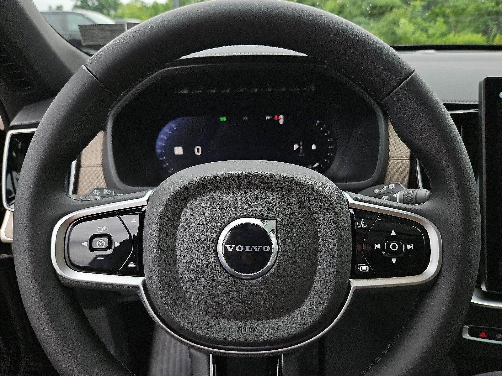 2026 Volvo XC90 B6 AWD Core 7-Seater