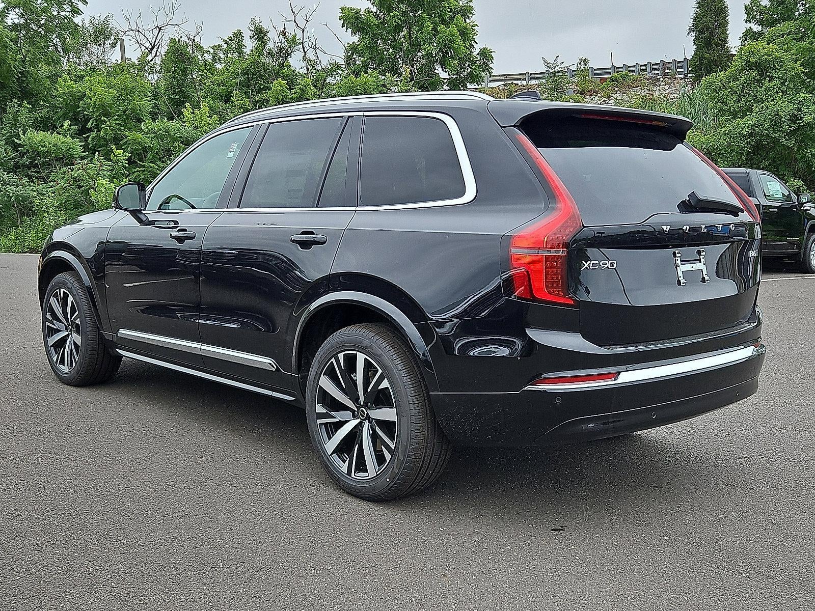 2026 Volvo XC90 B6 AWD Core 7-Seater
