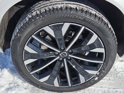 2026 Volvo XC90 B6 AWD Ultra Dark Theme 7-Seater