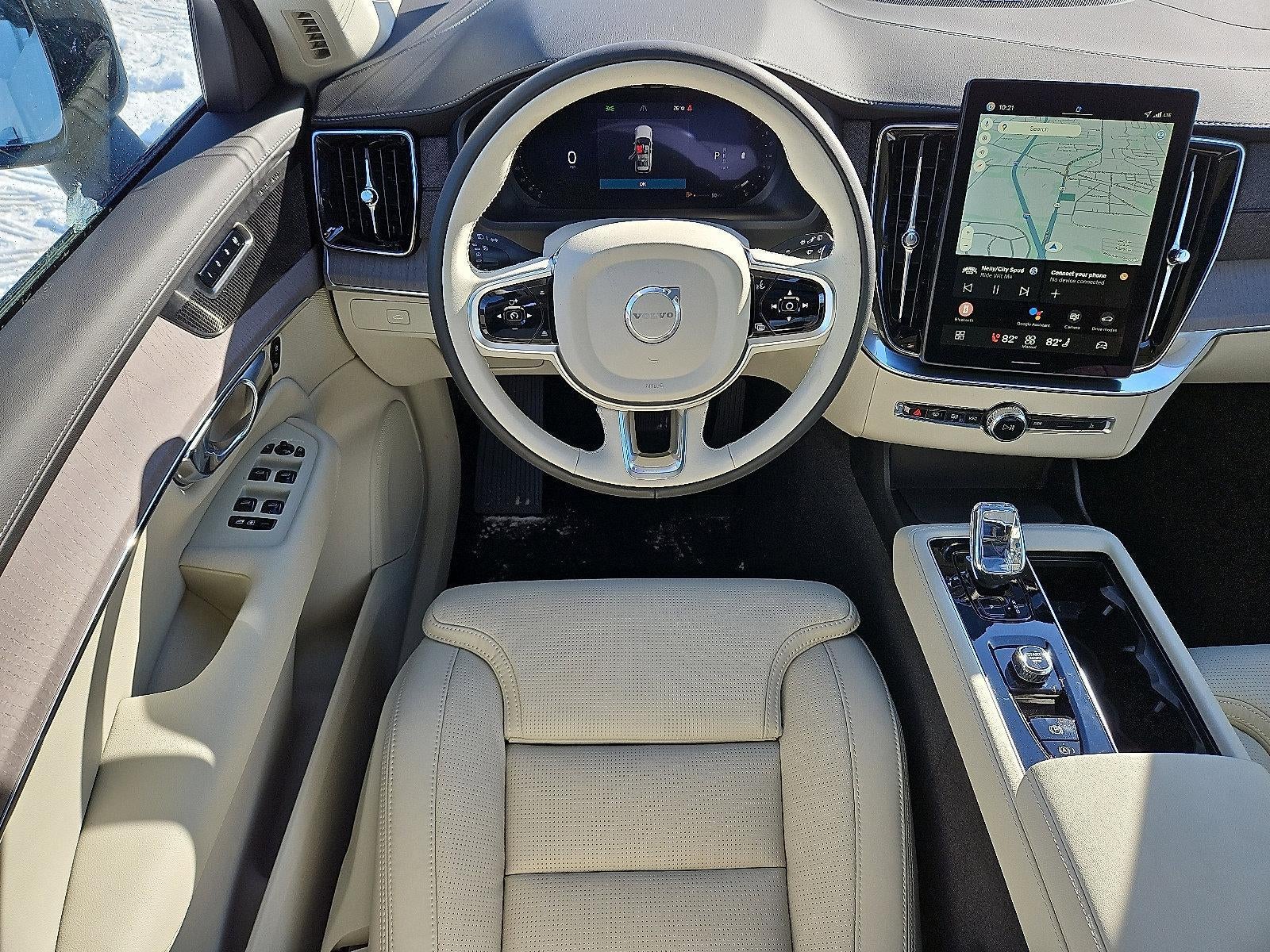 2026 Volvo XC90 B6 AWD Ultra Dark Theme 7-Seater