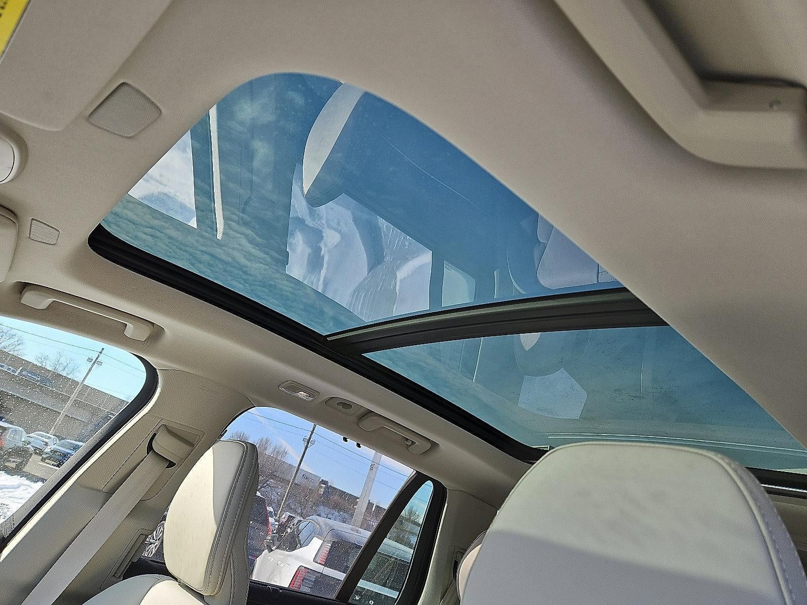 2026 Volvo XC90 B6 AWD Ultra Dark Theme 7-Seater