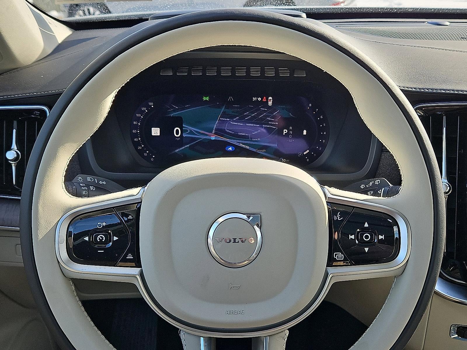 2026 Volvo XC90 B6 AWD Ultra Dark Theme 7-Seater