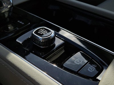 2026 Volvo XC90 B6 AWD Ultra Dark Theme 7-Seater