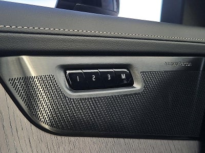 2026 Volvo XC90 B6 AWD Ultra Dark Theme 7-Seater