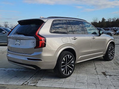 2026 Volvo XC90 B6 AWD Ultra Dark Theme 7-Seater
