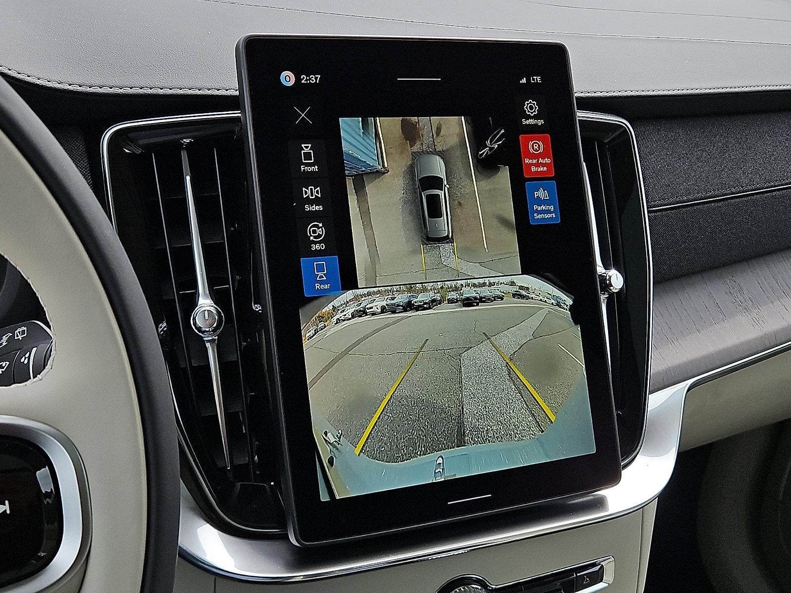 2026 Volvo XC90 B6 AWD Ultra Dark Theme 7-Seater