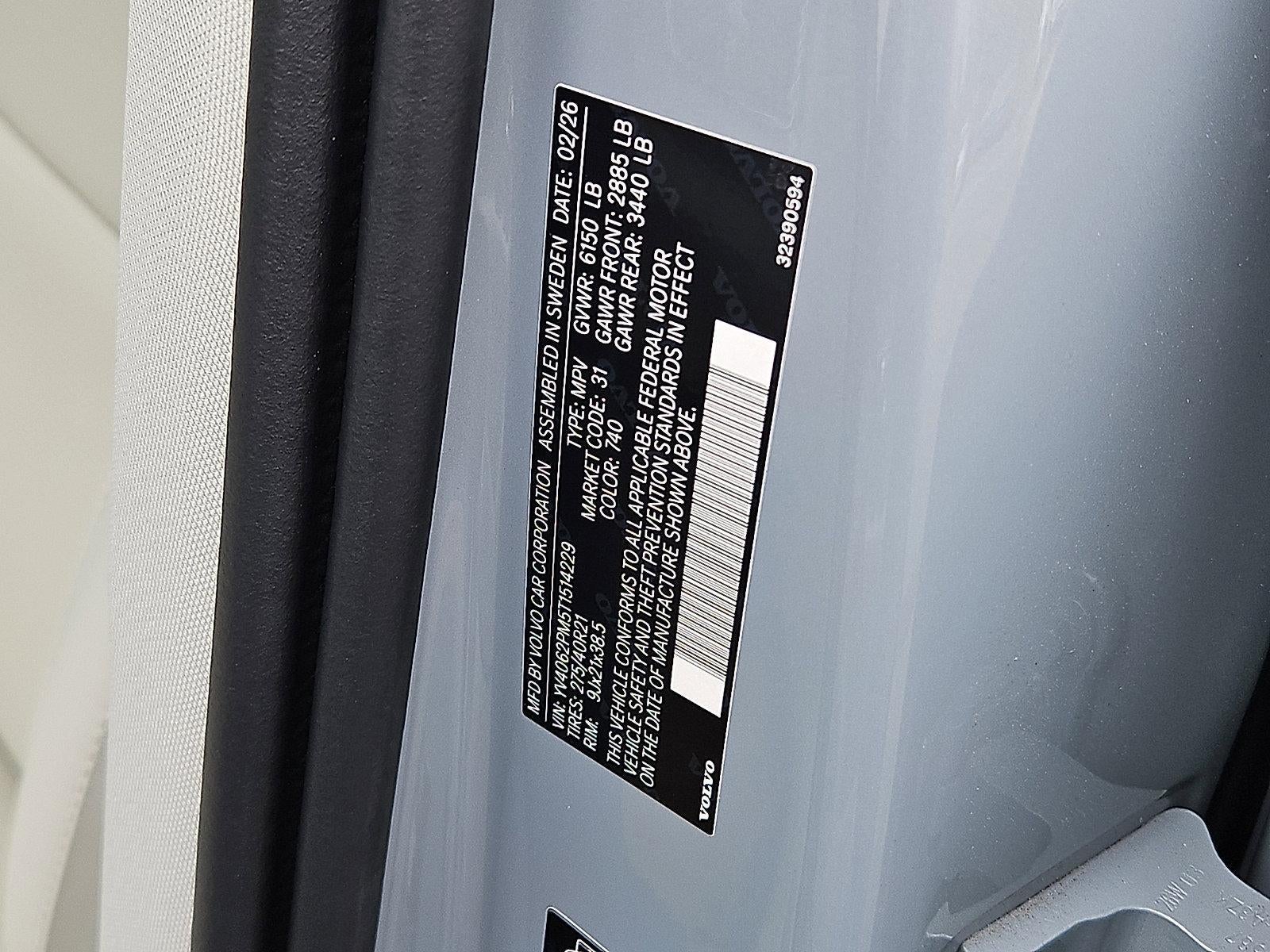 2026 Volvo XC90 B6 AWD Ultra Dark Theme 7-Seater