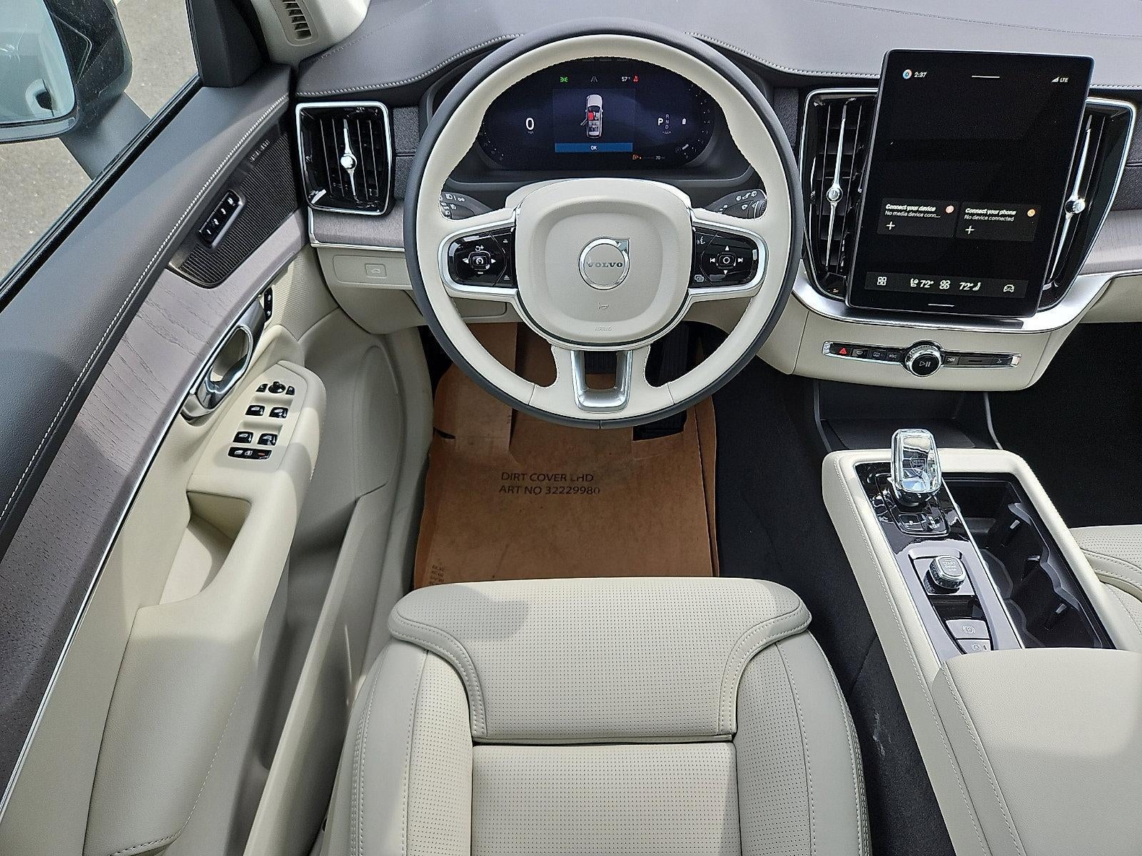 2026 Volvo XC90 B6 AWD Ultra Dark Theme 7-Seater