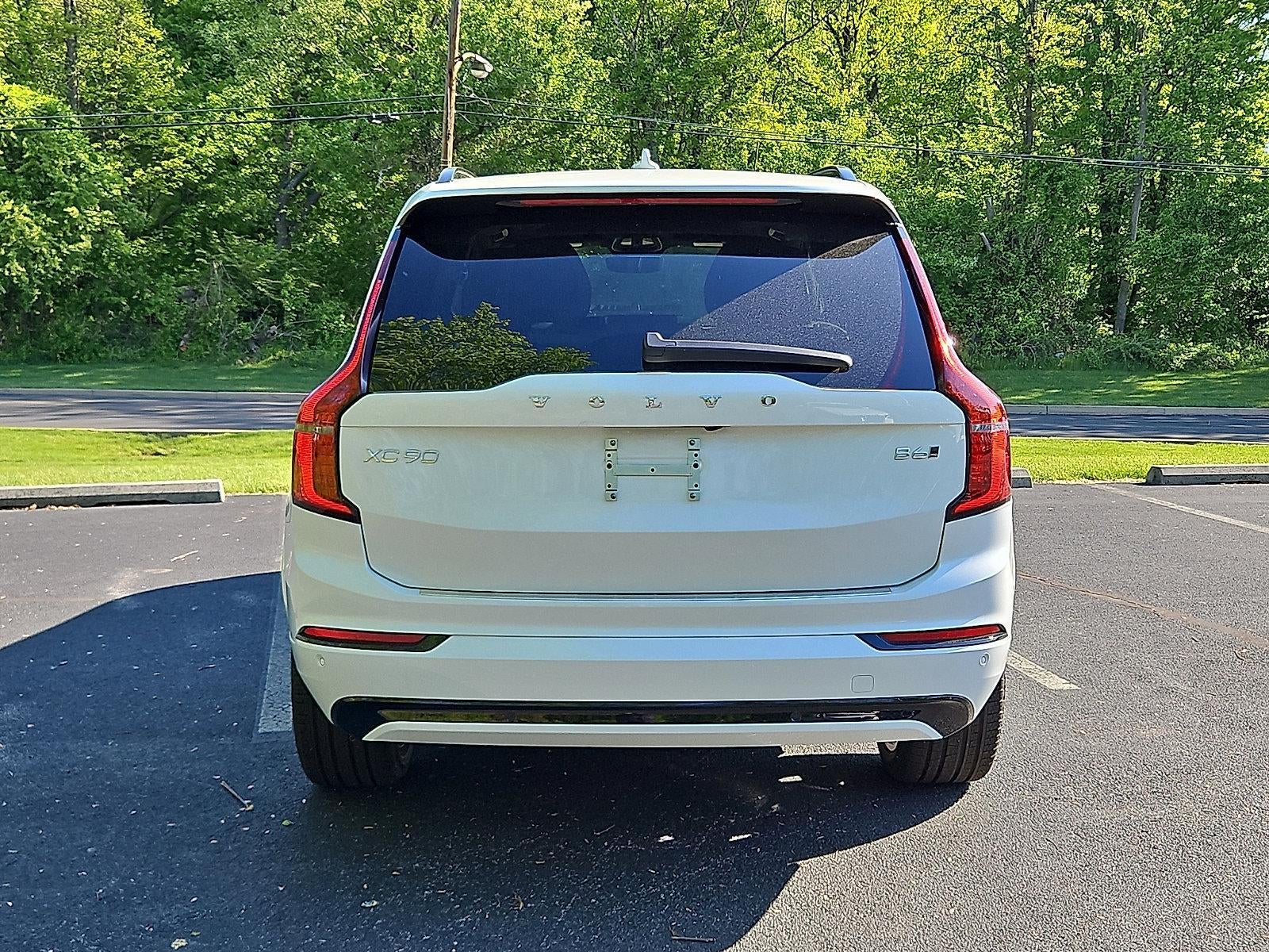 2026 Volvo XC90 B6 AWD Ultra Dark Theme 7-Seater