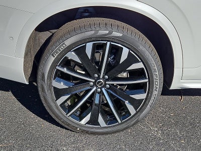 2026 Volvo XC90 B6 AWD Ultra Dark Theme 7-Seater