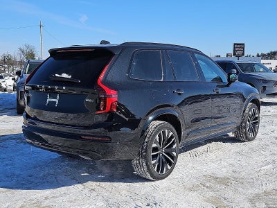 2026 Volvo XC90 B6 AWD Ultra Dark Theme 7-Seater