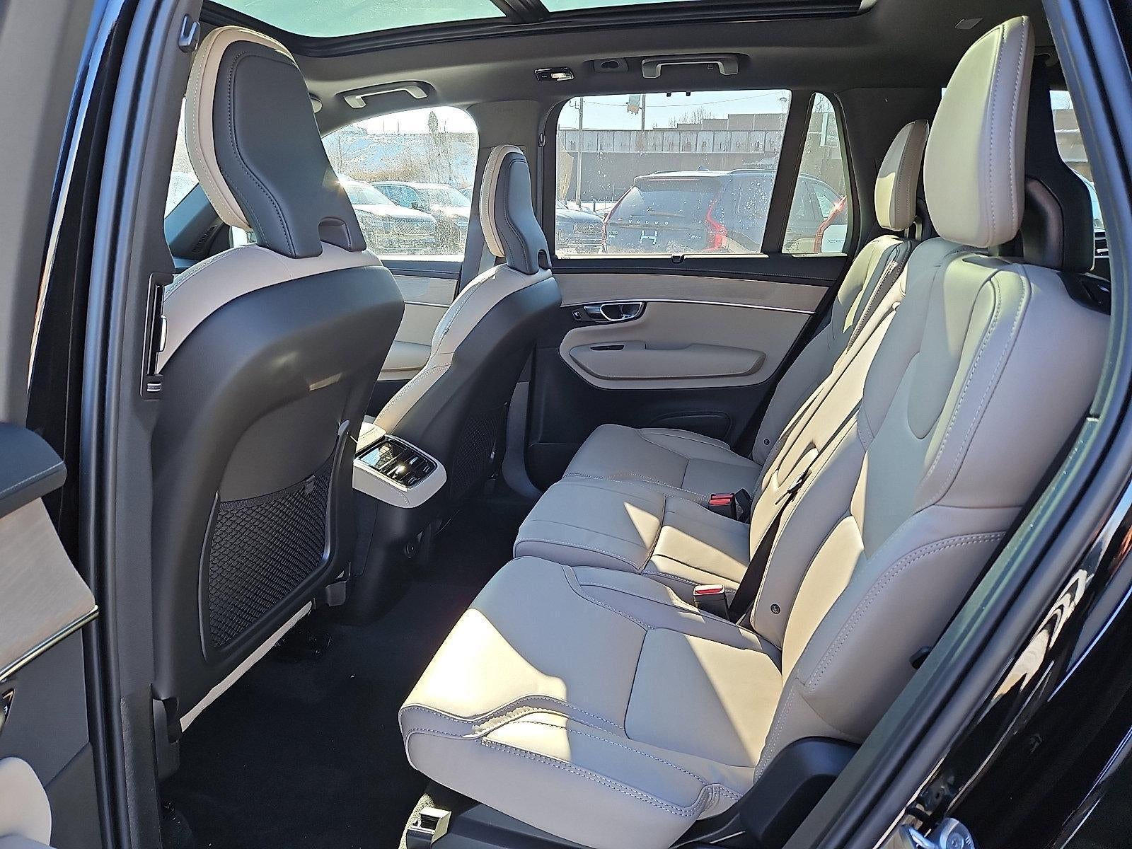 2026 Volvo XC90 B6 AWD Ultra Dark Theme 7-Seater