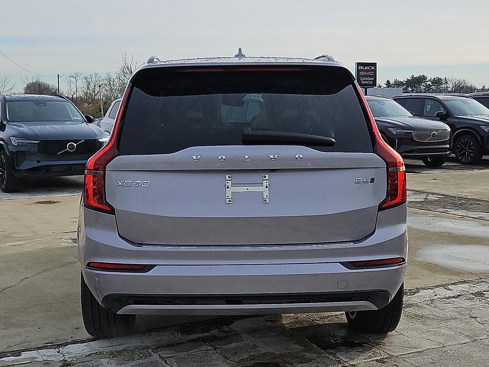 2026 Volvo XC90 B6 AWD Ultra Dark Theme 7-Seater