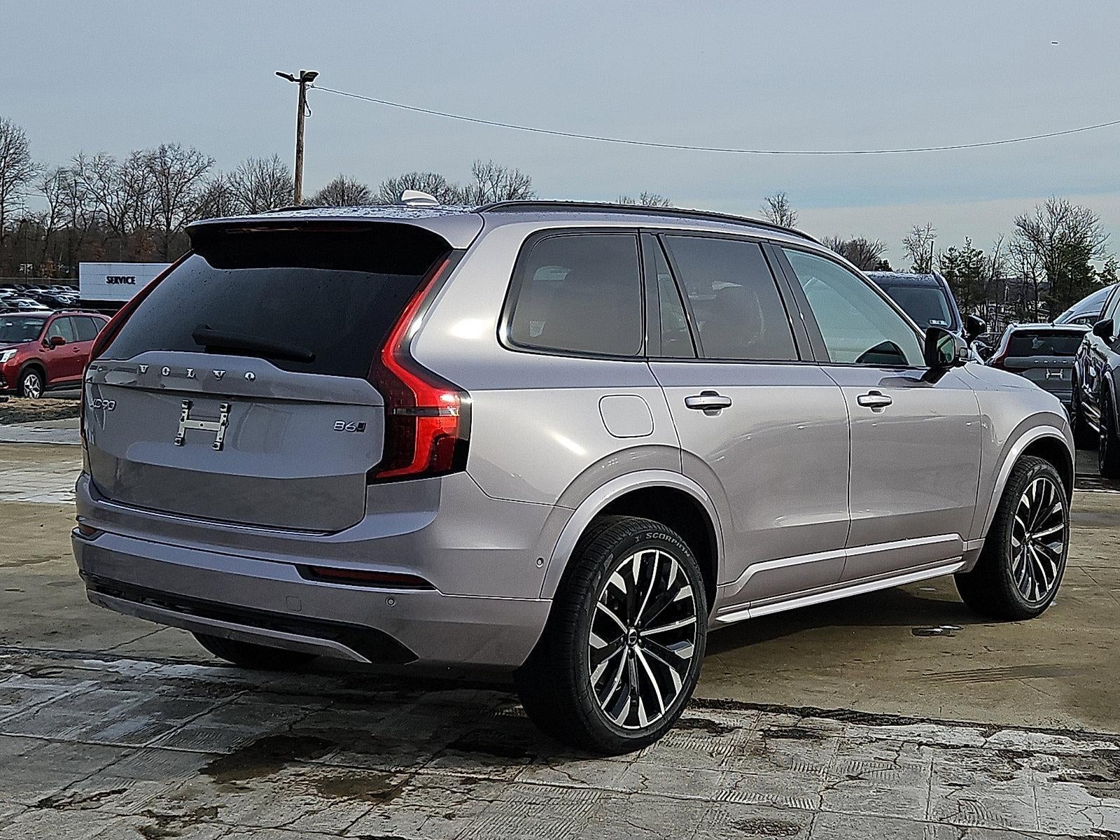 2026 Volvo XC90 B6 AWD Ultra Dark Theme 7-Seater