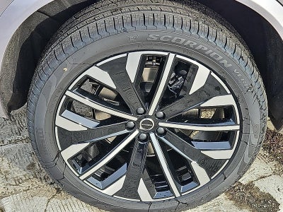 2026 Volvo XC90 B6 AWD Ultra Dark Theme 7-Seater