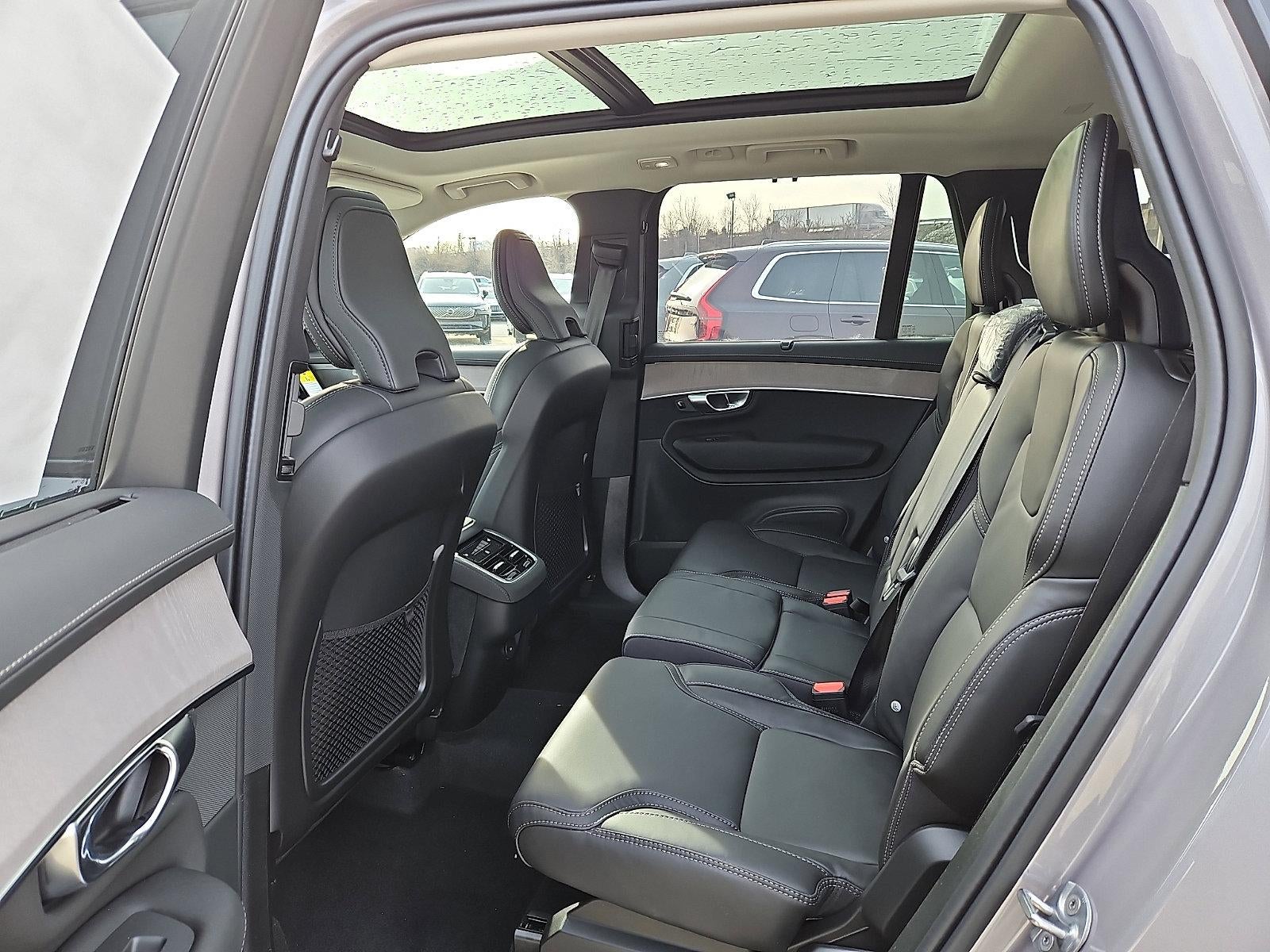 2026 Volvo XC90 B6 AWD Ultra Dark Theme 7-Seater