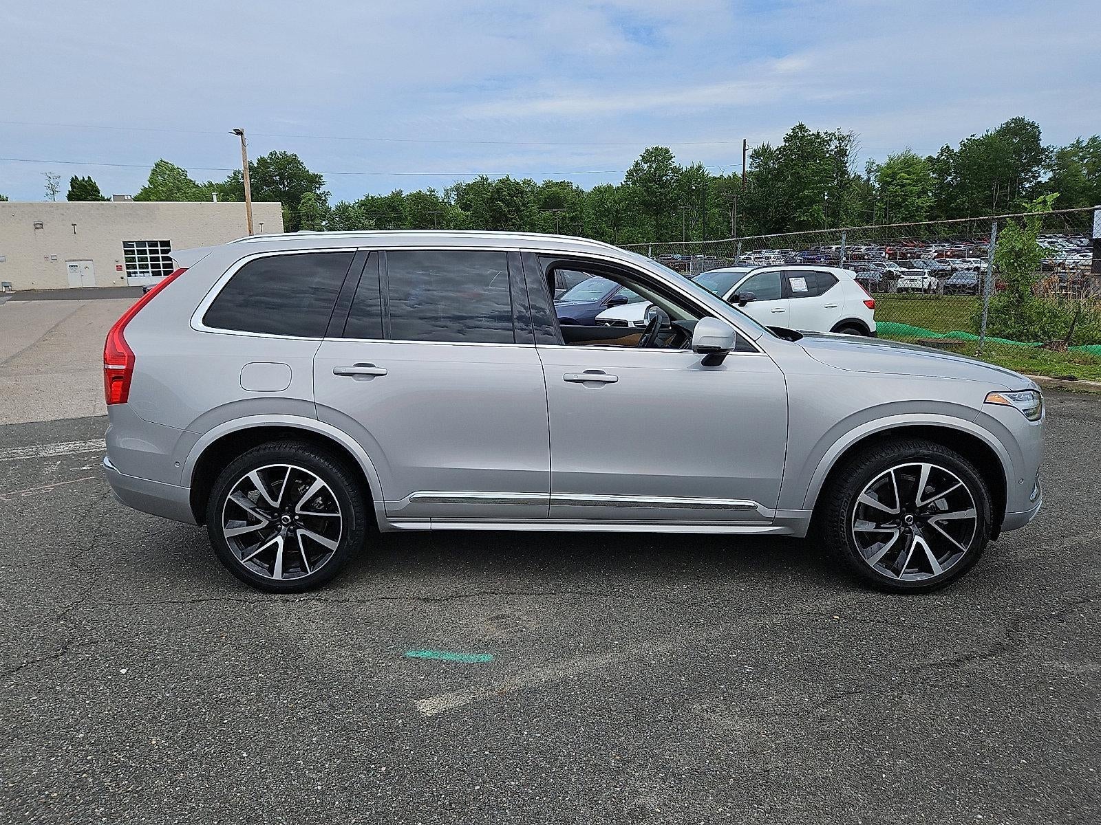 2023 Volvo XC90 B6 AWD Plus 7P
