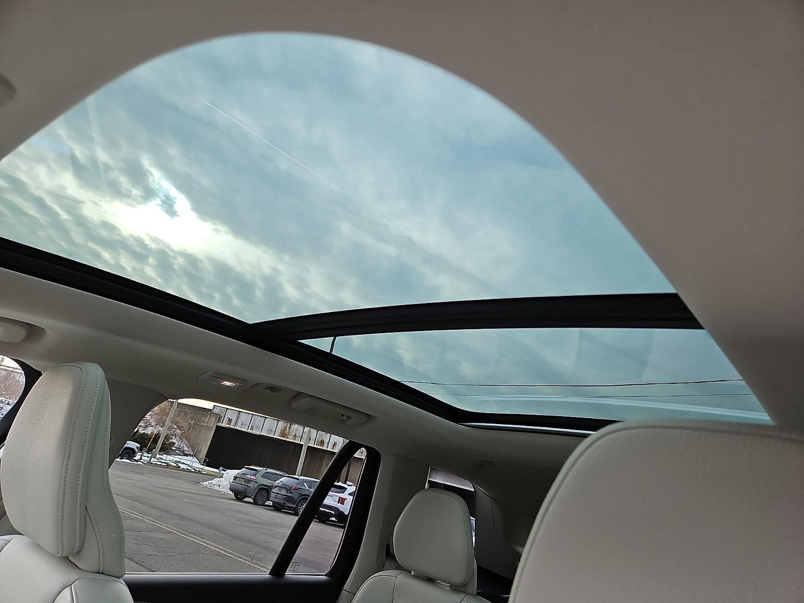 2023 Volvo XC90 B6 AWD Plus 7P