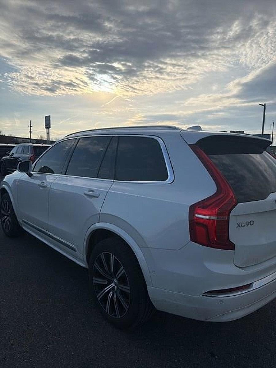 2023 Volvo XC90 B6 AWD Plus 7P