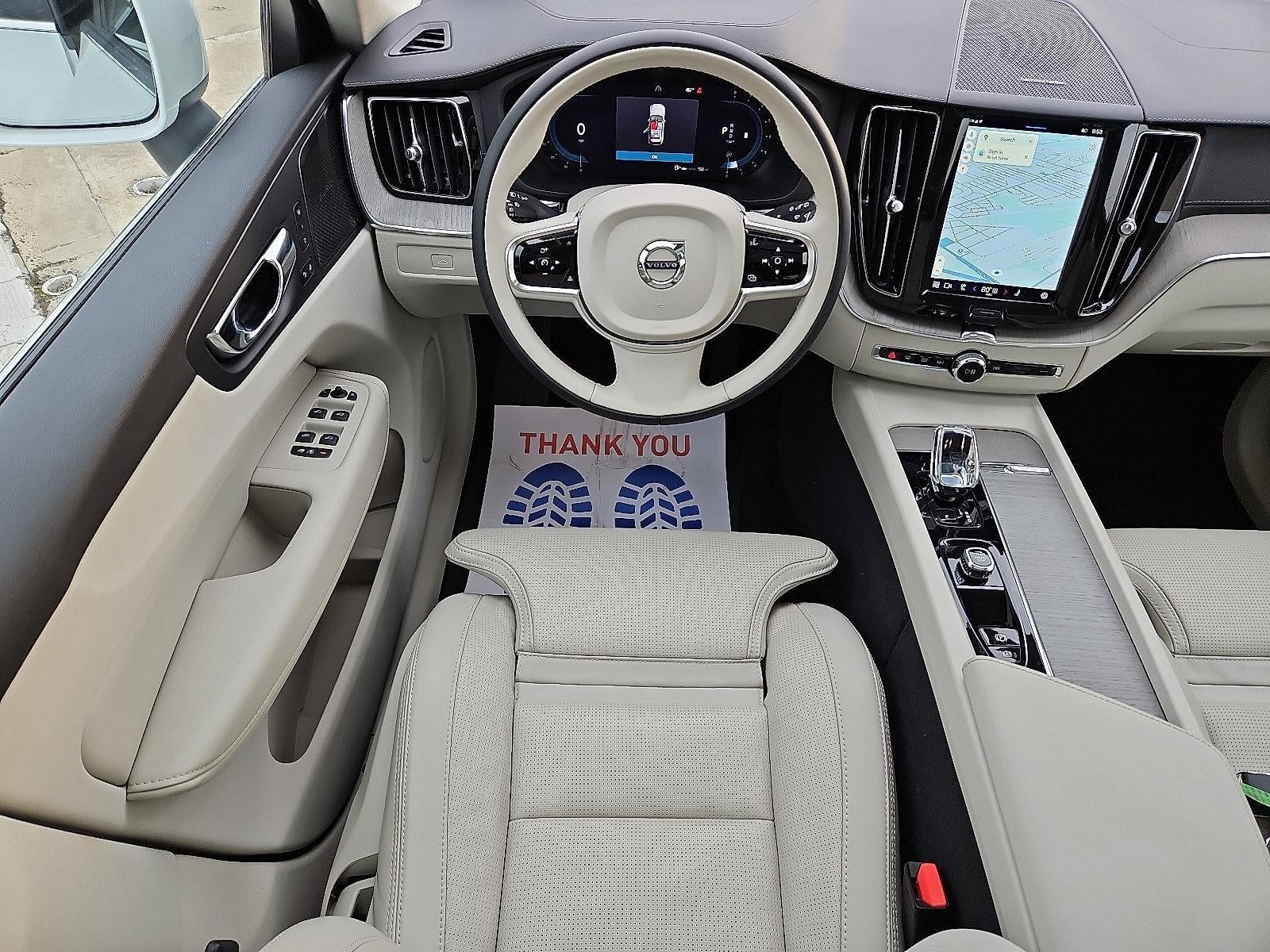 2023 Volvo XC60 B6 AWD Ultimate Bright Theme