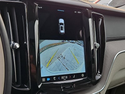 2023 Volvo XC60 B6 AWD Ultimate Bright Theme