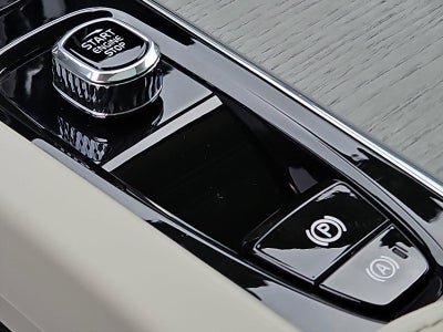 2023 Volvo XC60 B6 AWD Ultimate Bright Theme