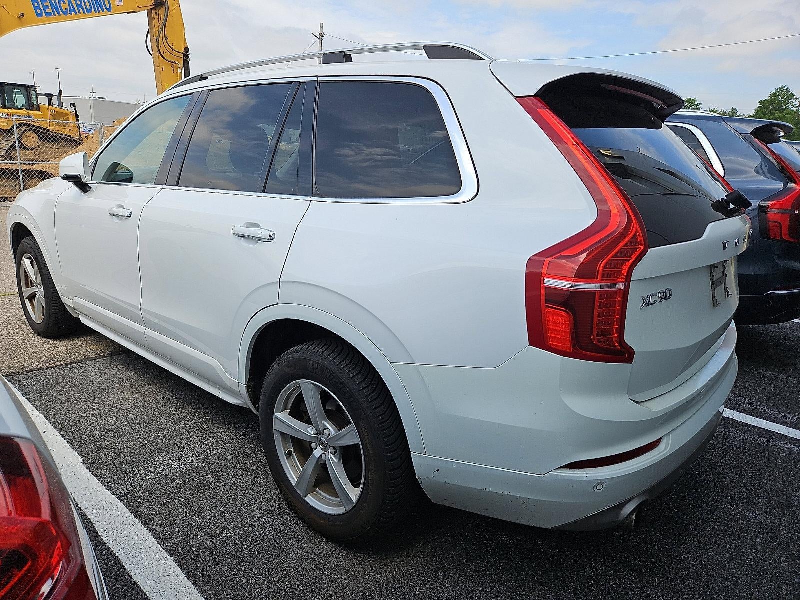 2018 Volvo XC90 T5 AWD 7-Passenger Momentum