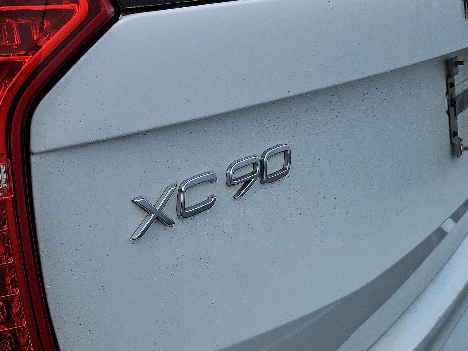 2018 Volvo XC90 T5 AWD 7-Passenger Momentum