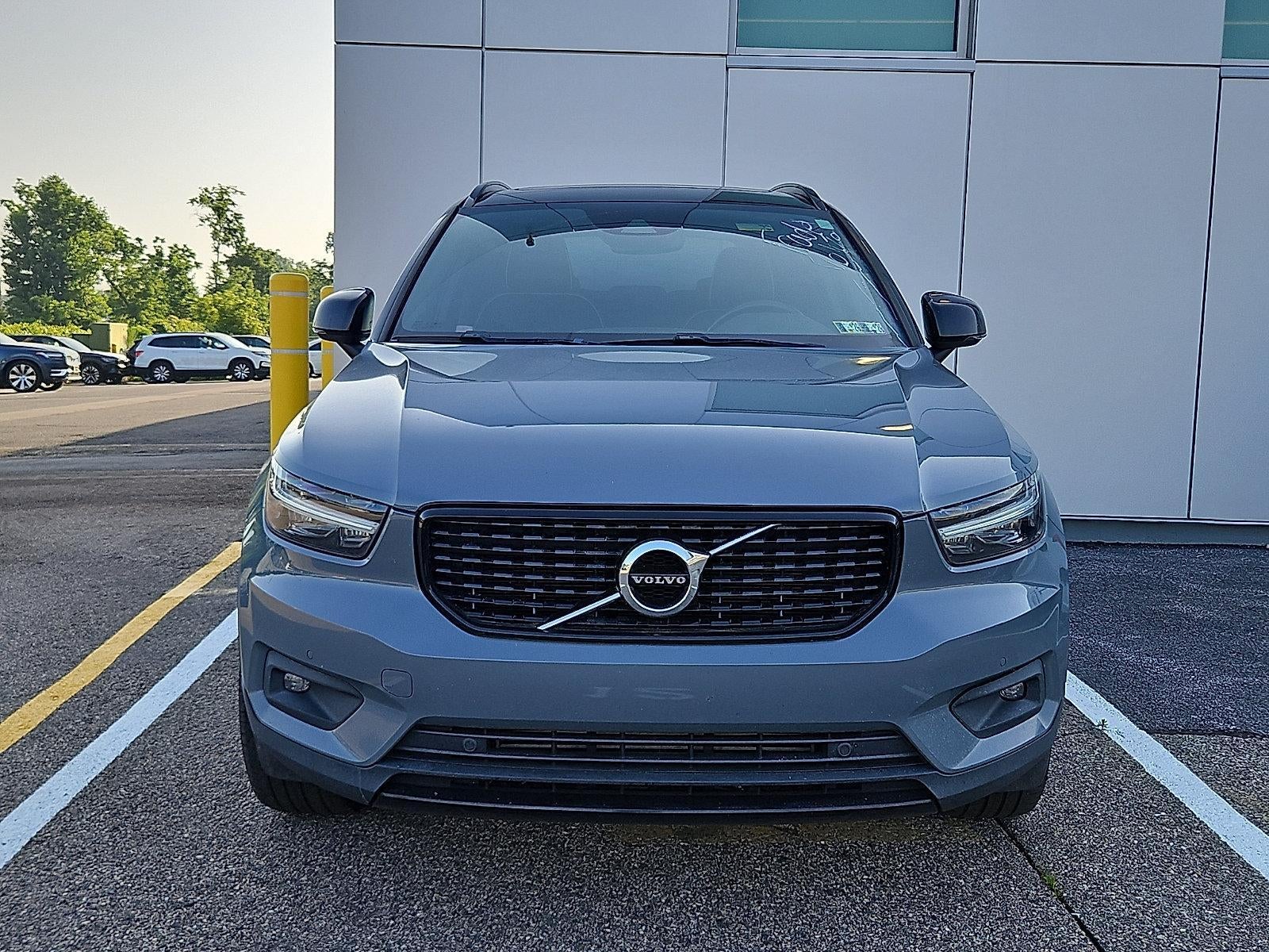 2021 Volvo XC40 T5 AWD R-Design