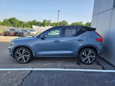 2021 Volvo XC40 T5 AWD R-Design